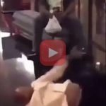 Un afro-américain chelou fait des fuck puis rate un salto